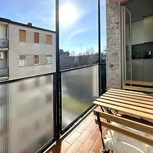 San Siro Blue Flat , Milano Italia
